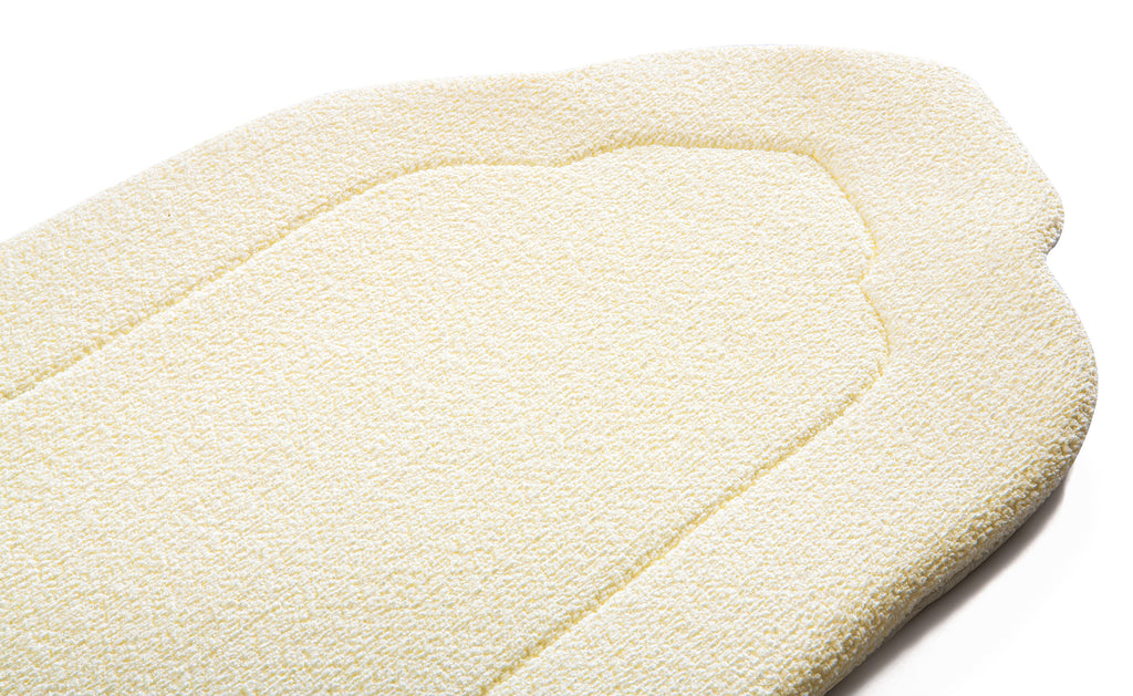 Daisy White Plain Prayer Mat | Urban Rugs