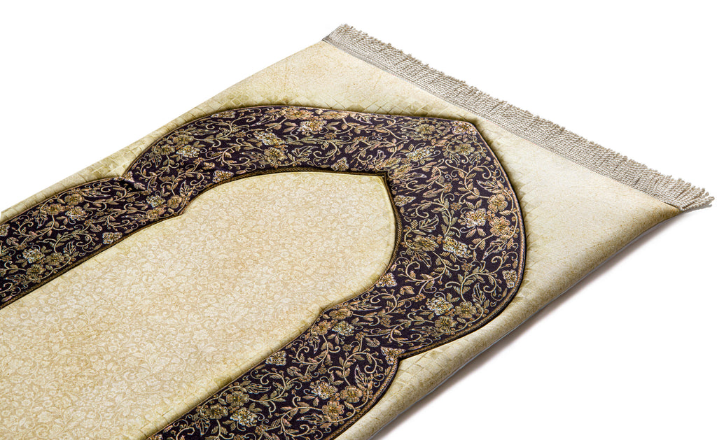 Vintage Arch Premium Prayer Mat | Urban Rugs