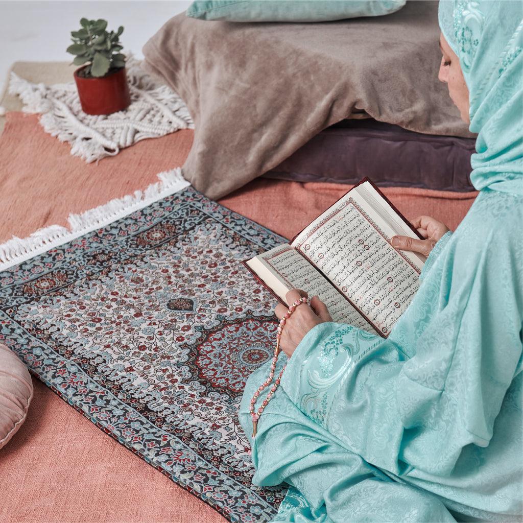 Urban rugs Naseej Collection | Woven Padded prayer rugs